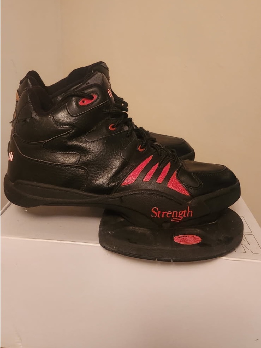 Men's High-Top Athletic Shoes in Black and Red